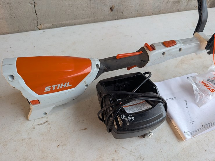 battery-powered-stihl-fsa57-weedeater-w/charger-&-two-batteries.-#256-image-7