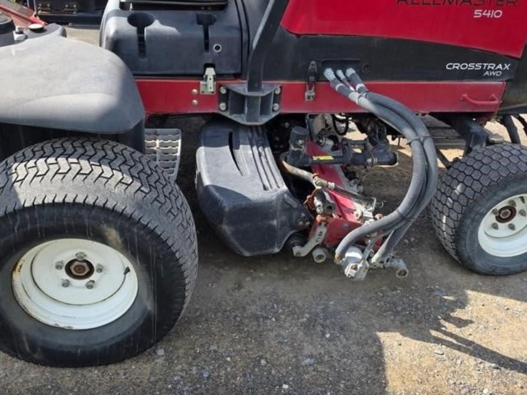 2010-toro-reelmaster-5410-image-11