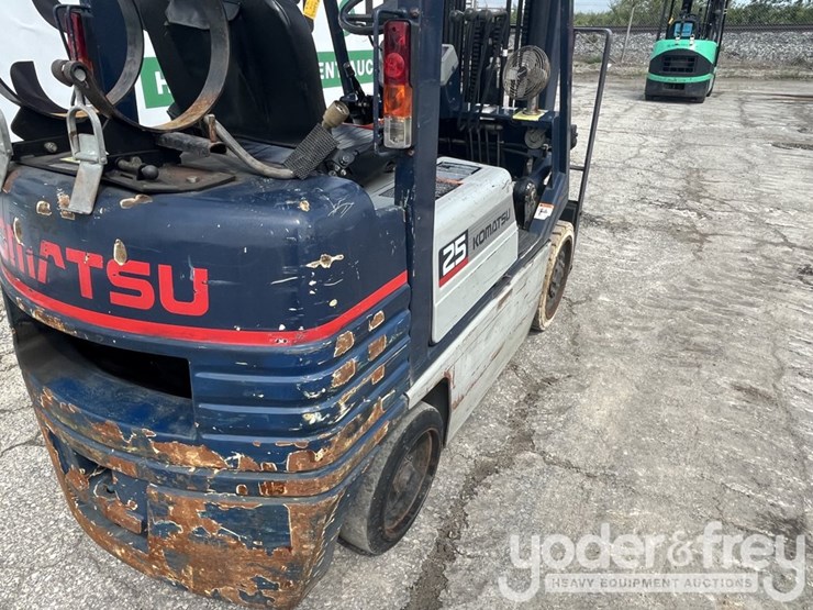 komatsu-fg25st-11-image-26