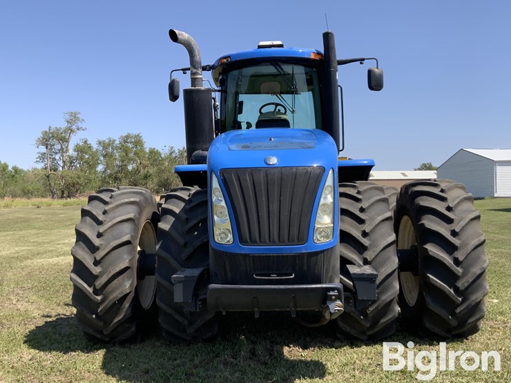 2012-new-holland-t9.505-image-2