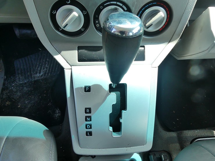 2007-dodge-journey-image-15