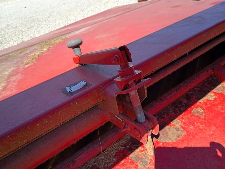 new-holland-1411-image-22