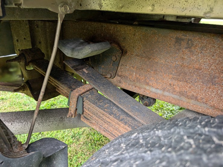 2004-gmc-3500-image-70