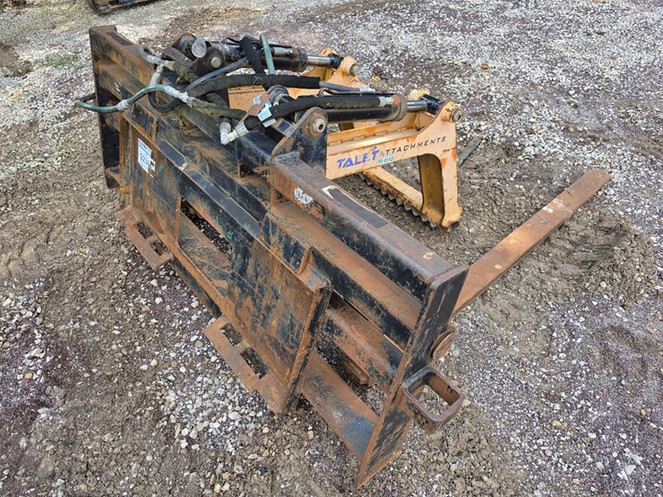 #22360-•-talet-fork-lift-/-grapple-clamp-skid-steer-attachment-image-4