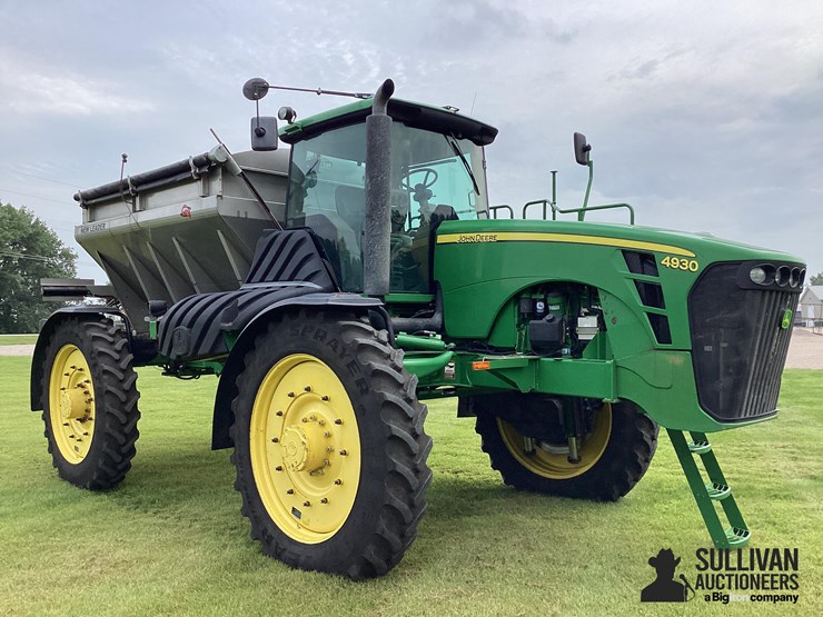 2010-john-deere-4930-image-3
