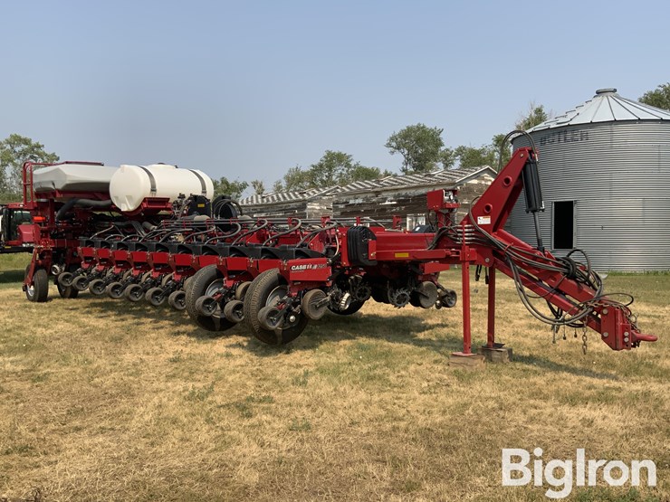 2012-case-ih-1250-image-3