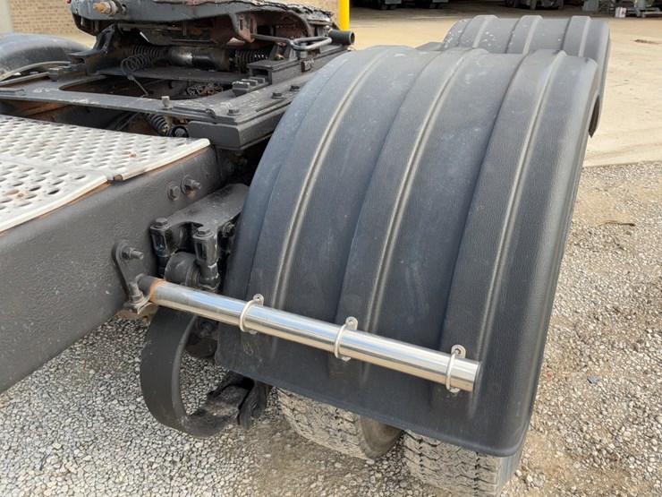 2008-kenworth-t800-image-23