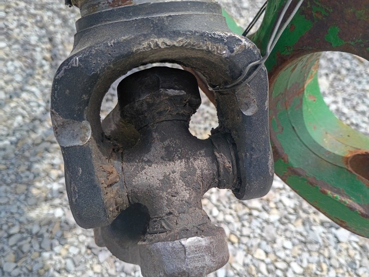 john-deere-630-image-12