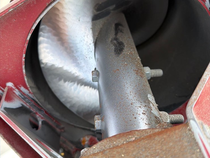 2011-sudenga-10”-x-71ft-grain-auger-image-24