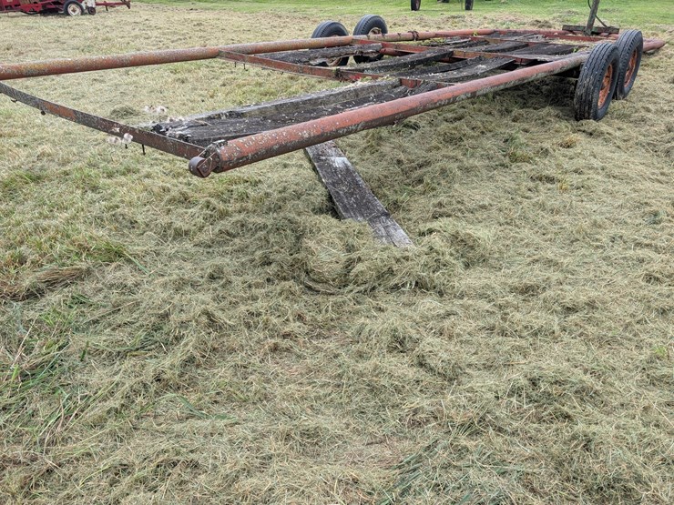 danahue-928-s-planter-trailer-image-4