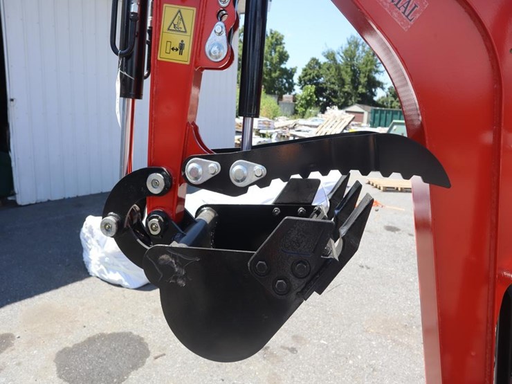 tpm-20kh-mini-excavator-image-8