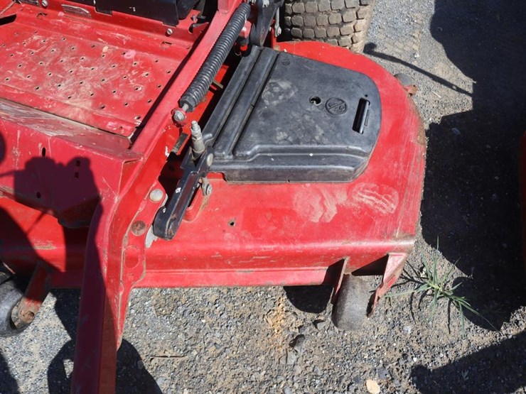 toro-z-master-pro-zero-turn-mower-image-11