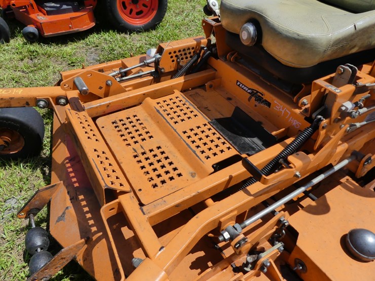 2013-scag-turf-tiger-lawn-mower-image-10