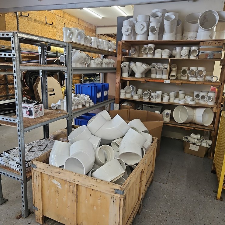 LARGE QUANTITY OF ASSORTED PVC FITTINGS