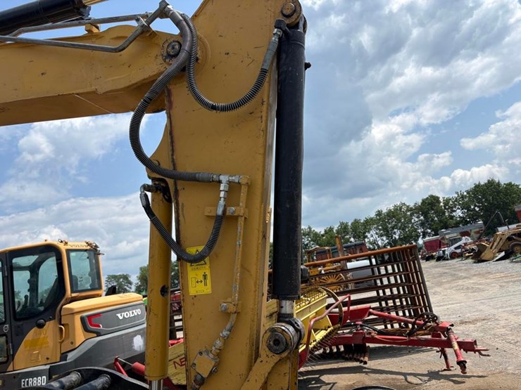 2016-caterpillar-308e2-cr-image-8