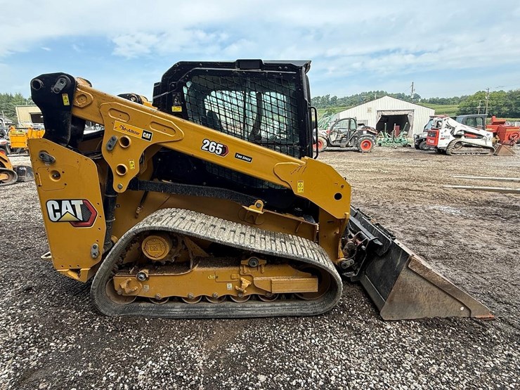 caterpillar-265-image-5