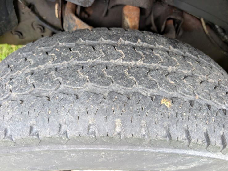 2004-gmc-3500-image-20