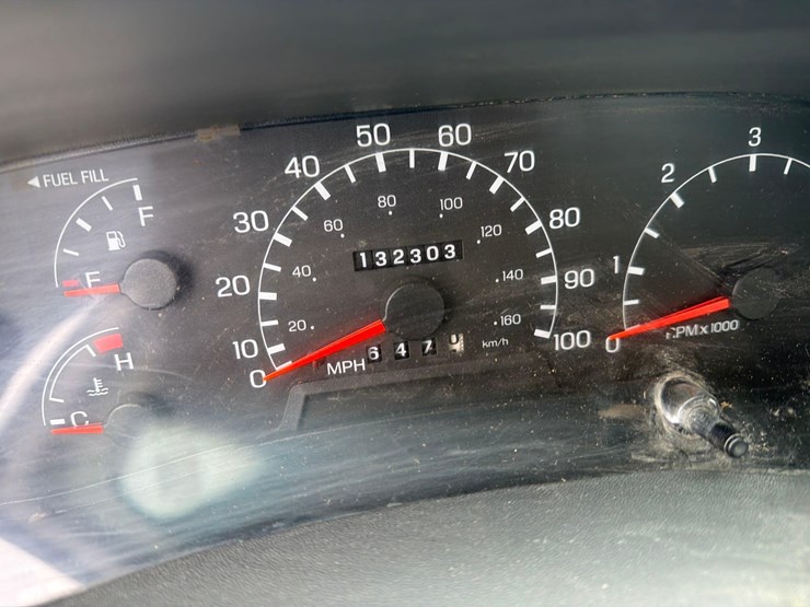 1999-ford-f250-xl-image-33