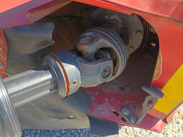 new-holland-1411-image-17