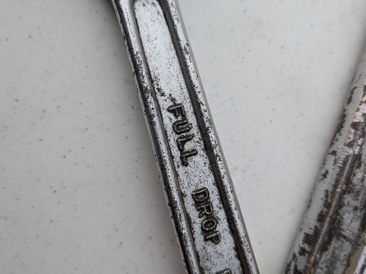 pair-of-adjustable-wrenches.-#207-image-5