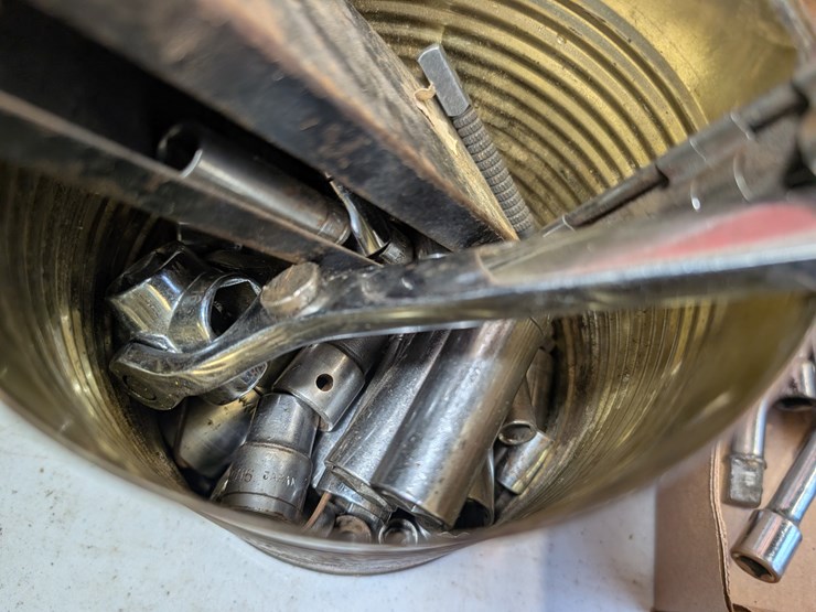 misc.-ratchets,-extensions,-hanging-scales,-and-misc.-tools.-#236-image-8