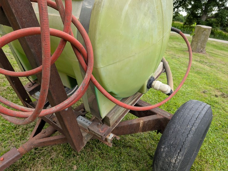 pull-type-120-gallon-sprayer-image-12
