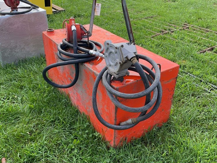 100-gallon-fuel-tank-with-2-pumps-image-4