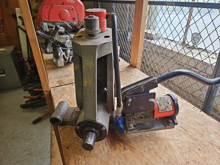 ridgid-918-roll-groover-image-3