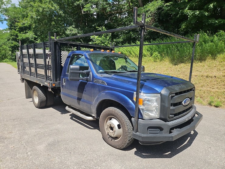 2011-ford-f350-image-3