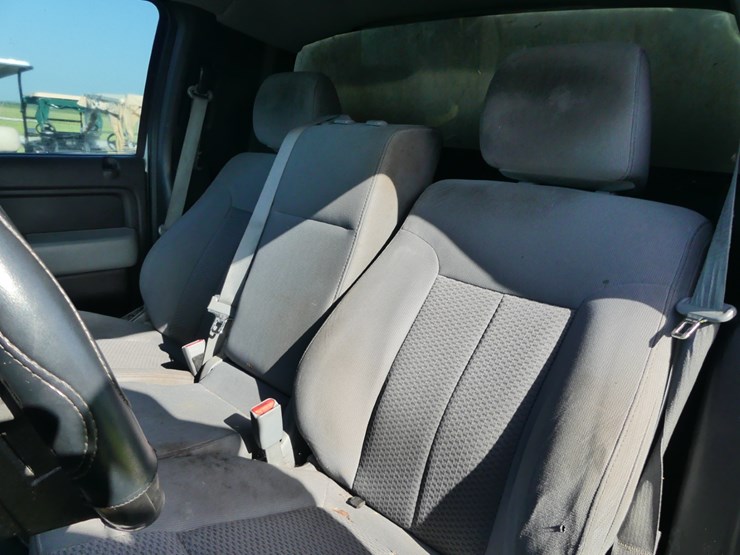 2012-ford-f150-xl-image-10