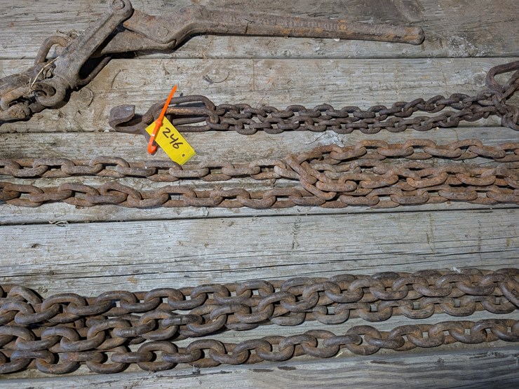 assortment-of-chains.-#246-image-3