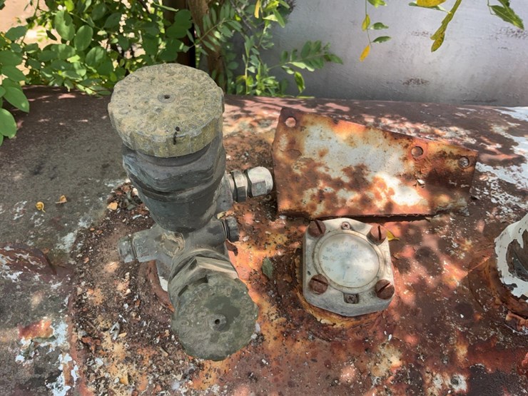 1000-gal-lp-tank-#262-image-3