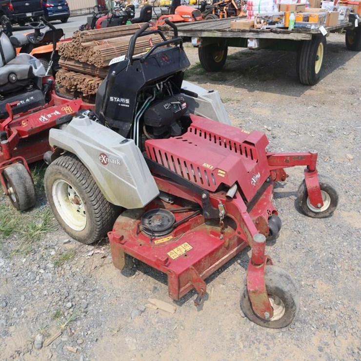 Exmark Staris 61in Stand On Mower