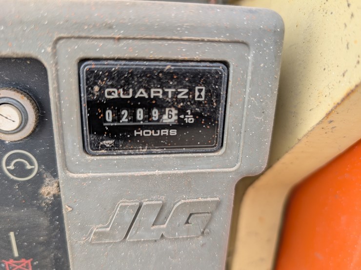 2016-jlg-1930es-image-15