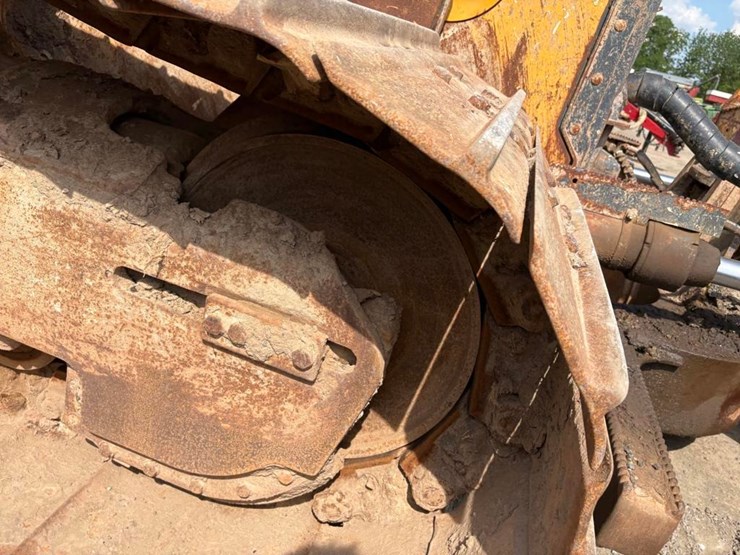 2012-deere-850k-image-9