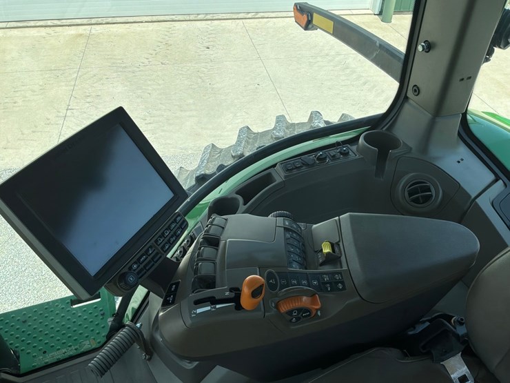 john-deere-7r-250-image-40