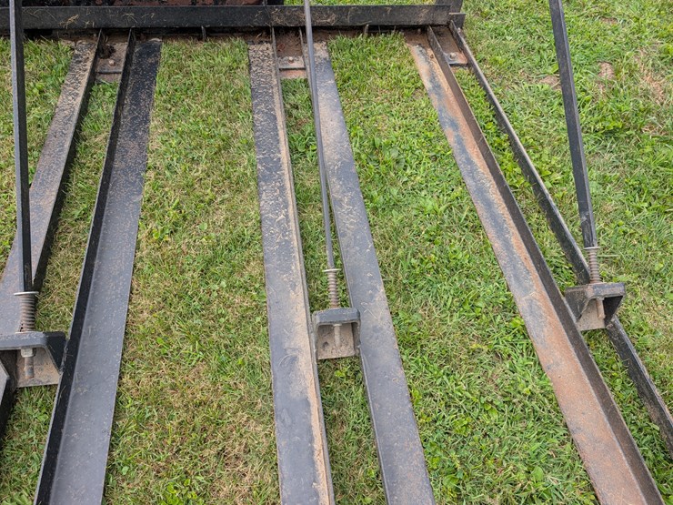 square-bale-accumulator/mover-image-13
