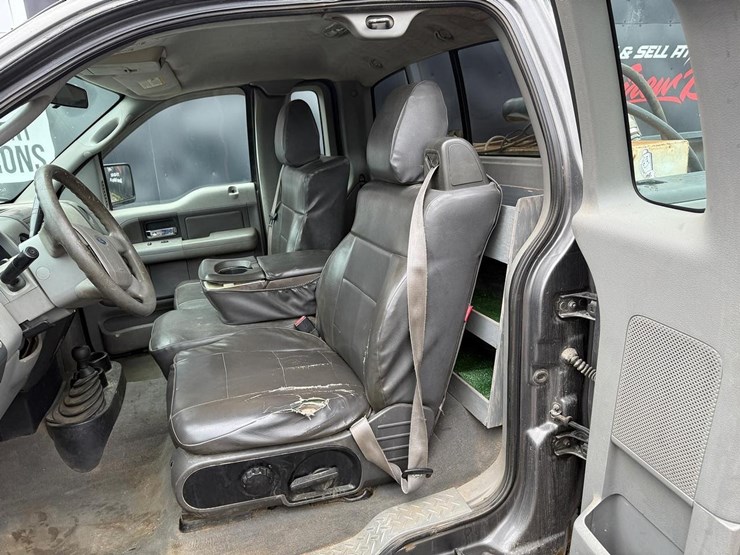 2004-ford-f150-image-19