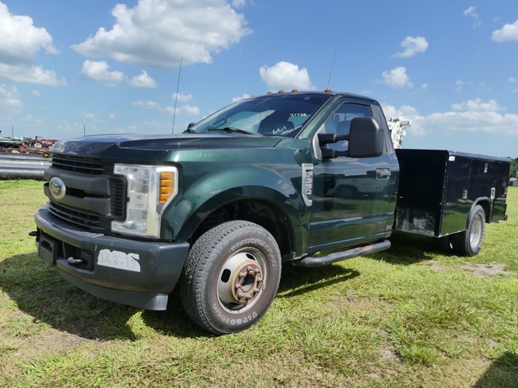 2019-ford-f350-image-1