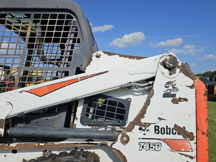 2018-bobcat-t450-image-7