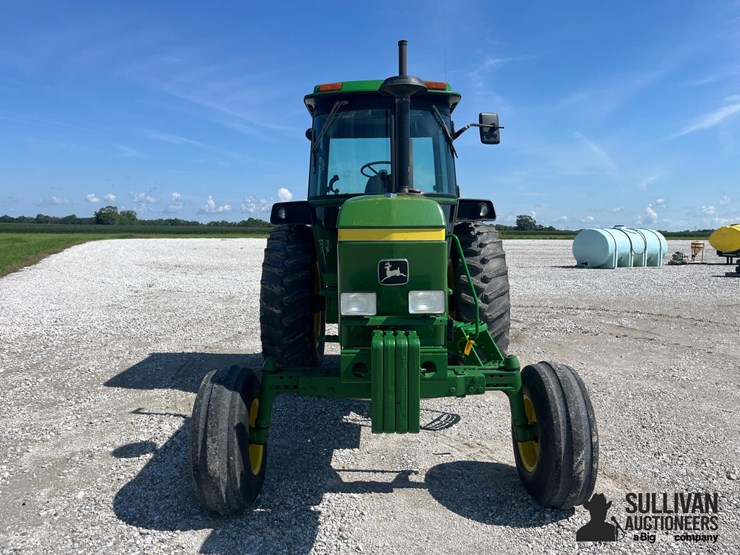 1977-john-deere-4230-image-2