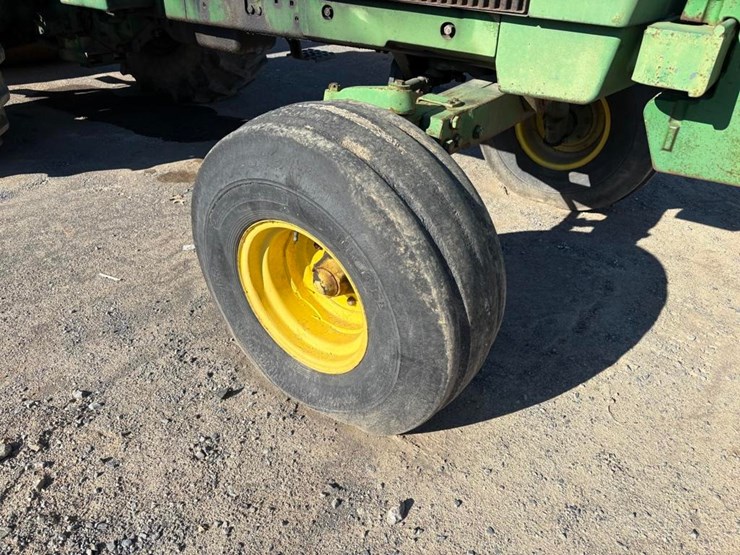 1981-john-deere-4840-image-7