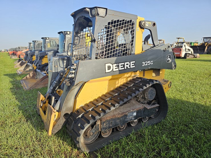 2018-deere-325g-image-1