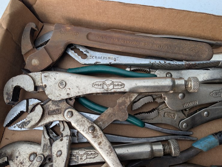 misc.-tools,-vice-grips,-channel-locks-&-pliers.-#202-image-2
