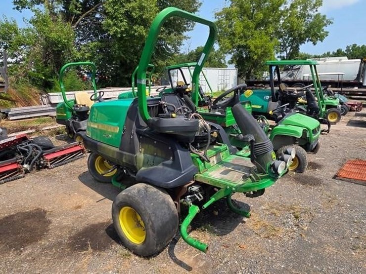john-deere-8000-image-1