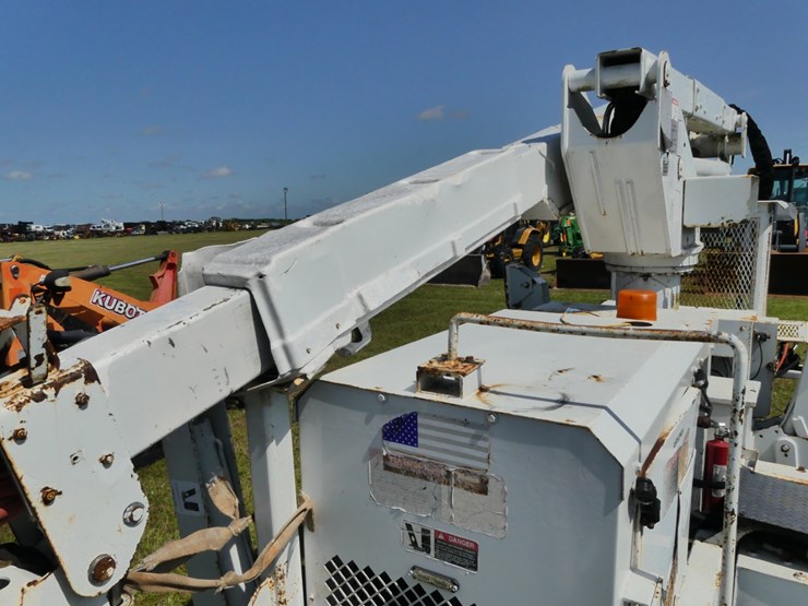 wood/chuck-chipper-image-6