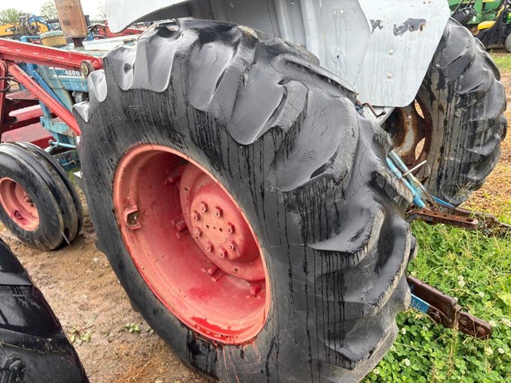 ford-4600-image-13
