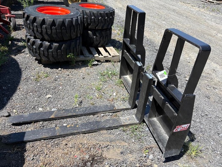 kivel-pallet-fork-attachment-image-1