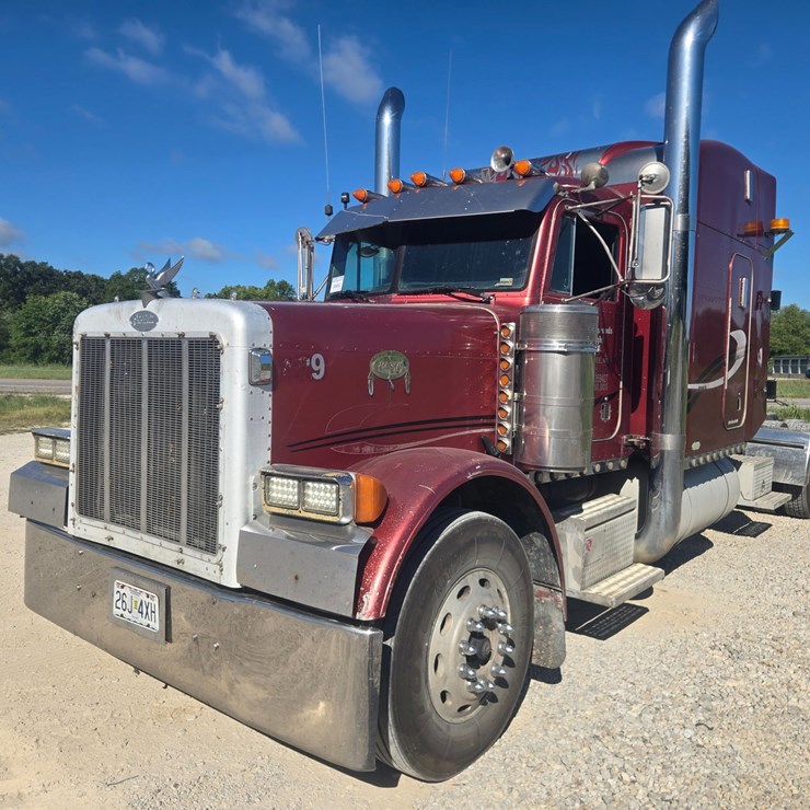 1995 PETERBILT 379