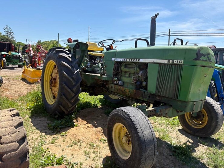 john-deere-2840-image-6
